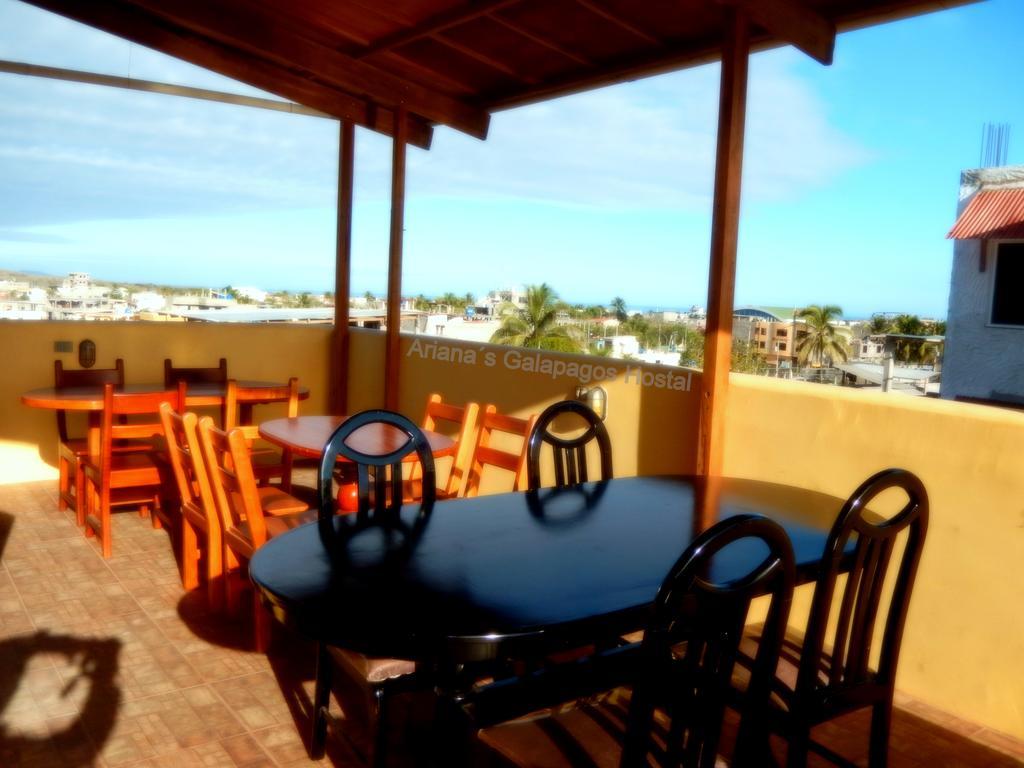 Ariana'S Galapagos Hostal Puerto Ayora  Exterior photo