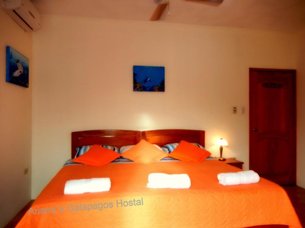 Ariana'S Galapagos Hostal Puerto Ayora  Exterior photo