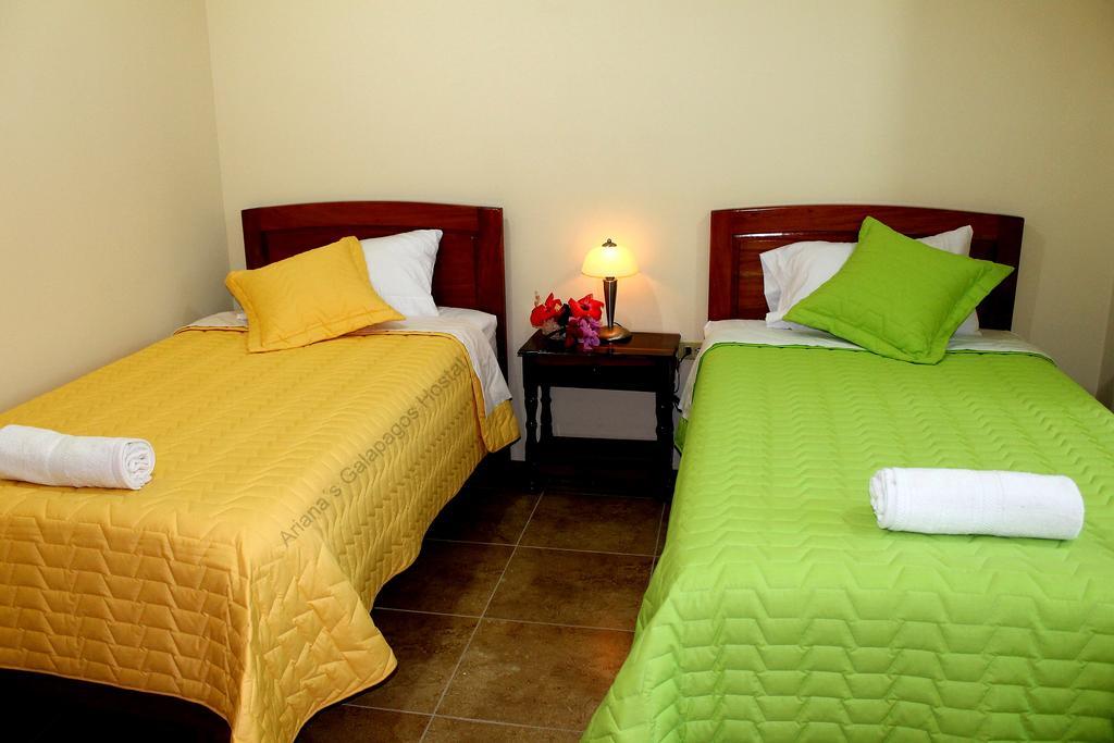 Ariana'S Galapagos Hostal Puerto Ayora  Exterior photo
