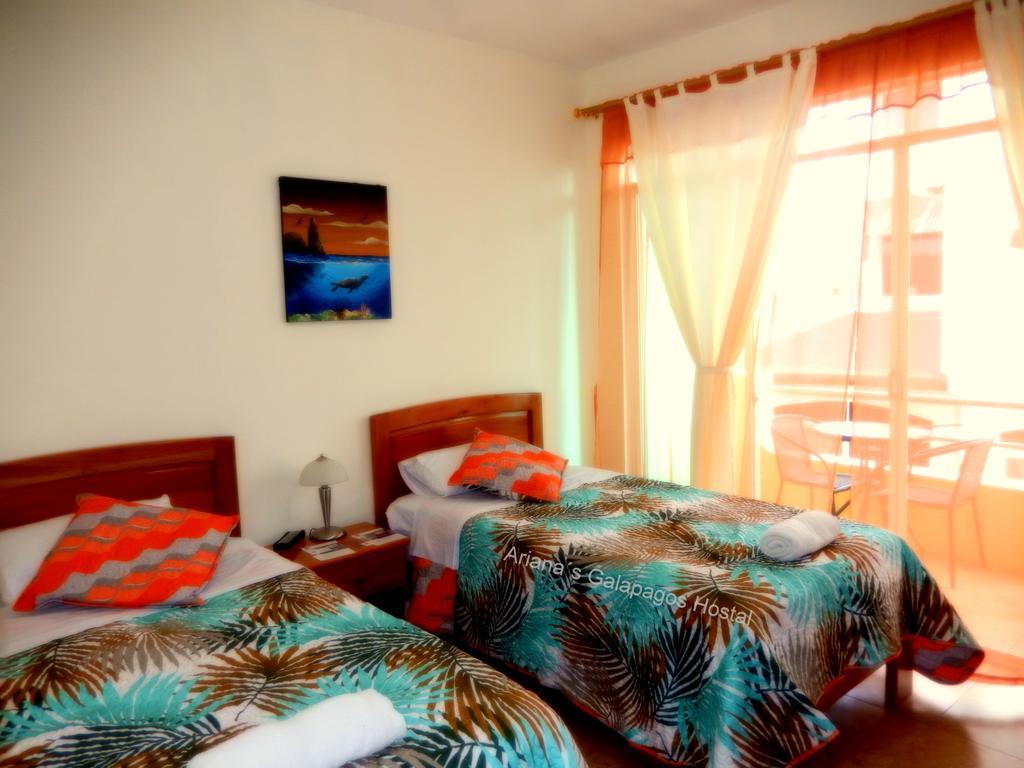 Ariana'S Galapagos Hostal Puerto Ayora  Exterior photo